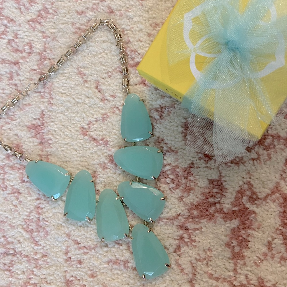 Kendra Scott. HARLOW in teal.
